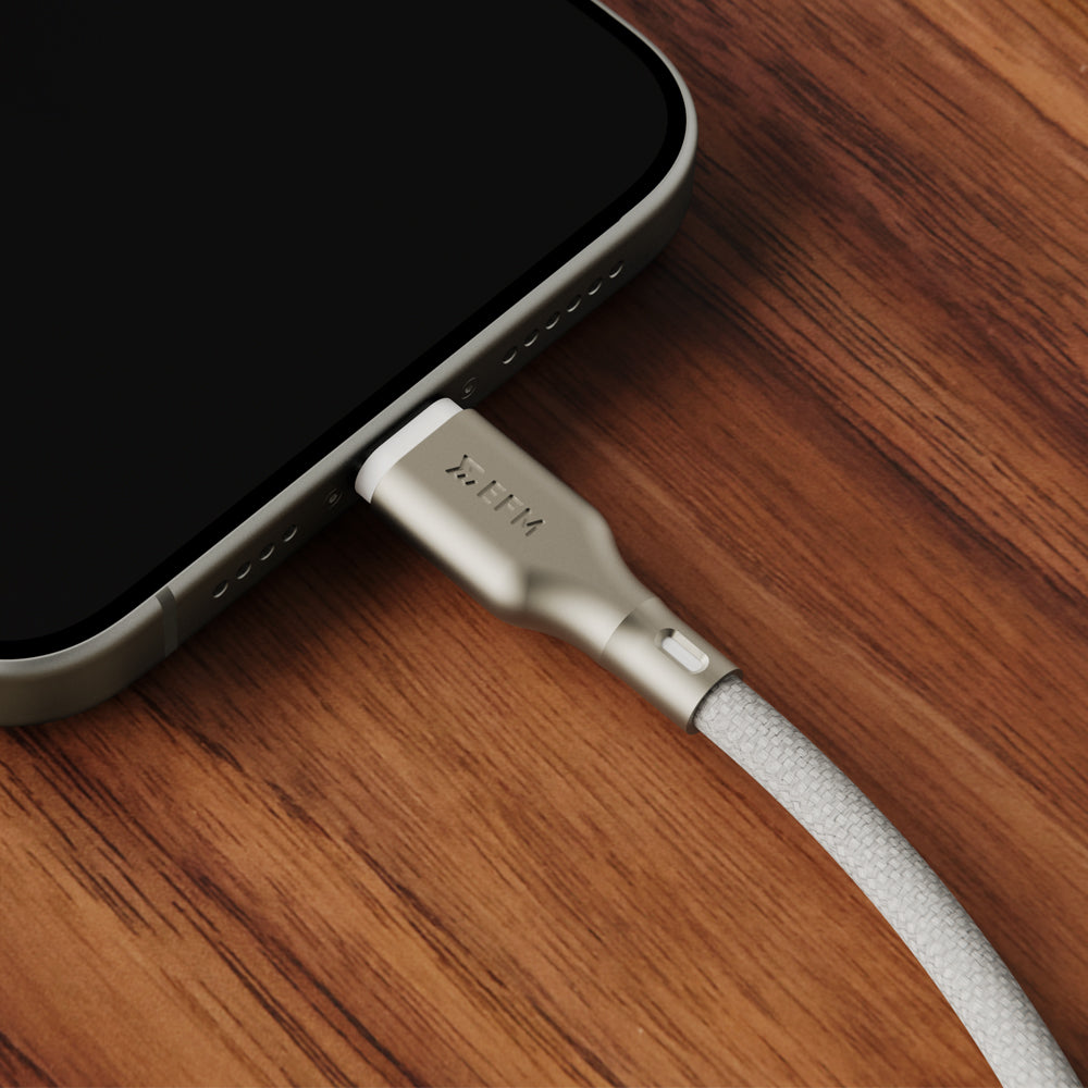 EFM USB-C to USB-C 140W Pro Power and Data Cable - With Aramid Fibre Reinforcement 1M